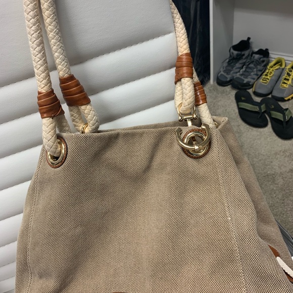 Michael Kors Bag - Picture 3 of 6